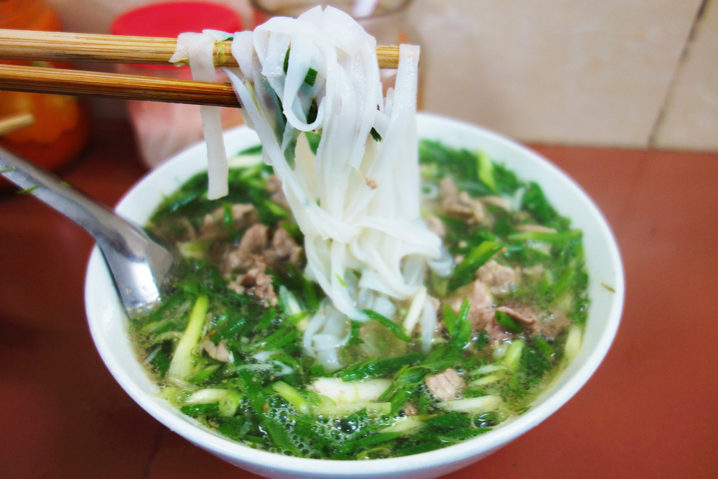 ハノイを観光中に絶対食べたいベトナム麺料理 5選！ | ハノイの観光まとめサイト｜ウォーキングハノイ