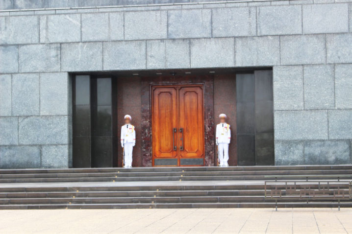 【ハノイ観光】ホーチミンさんが眠る廟「ホーチミン廟（Ho Chi Minh Mausoleum）」へ行こう！