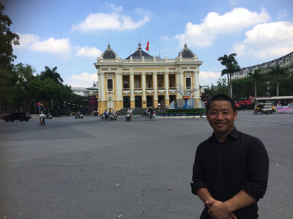 ハノイ歌劇場 オペラハウス Nha Hat Lớn Ha Nội のご紹介 パリのオペラ座がモデル ハノイの観光まとめサイト ウォーキングハノイ